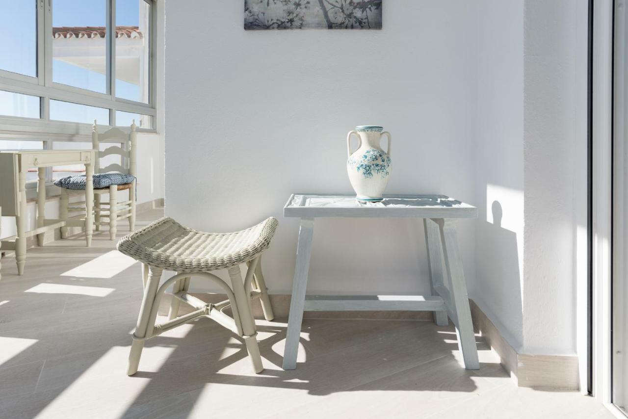 Tgh/ Marbella Beachfront And Center Екстериор снимка