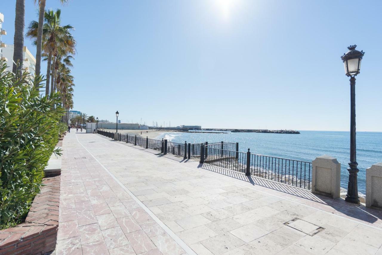 Tgh/ Marbella Beachfront And Center Екстериор снимка
