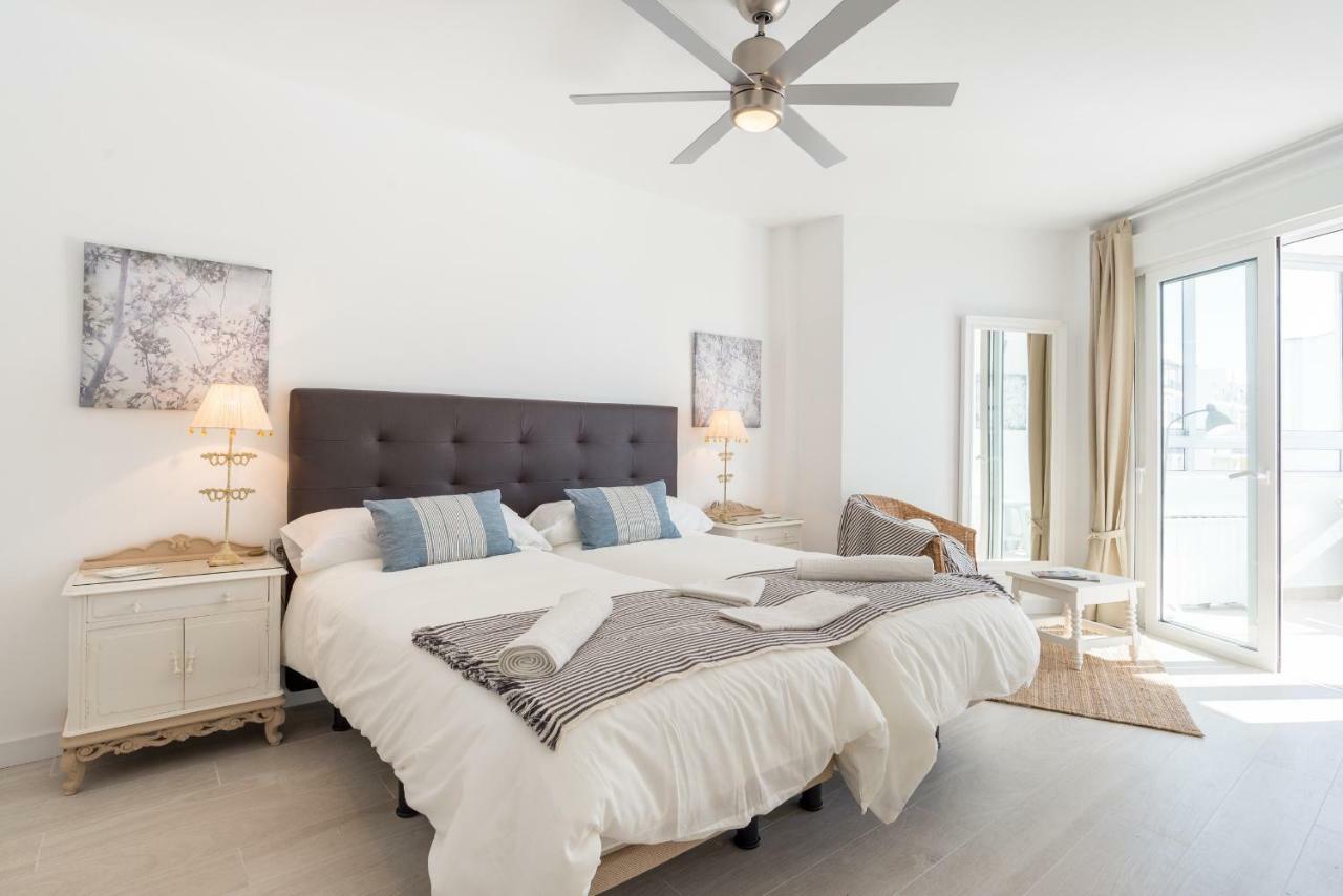 Tgh/ Marbella Beachfront And Center Екстериор снимка